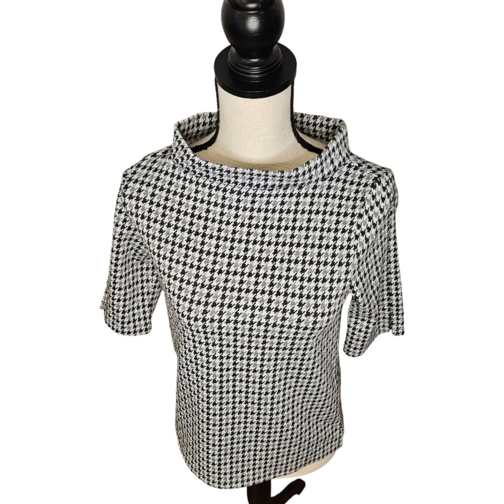 NWT - Ann Taylor Factory Black and Gray Top - Picture 3 of 10